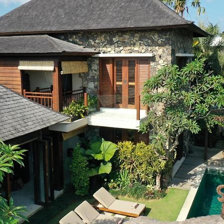 Villa Suar Seminyak Esterno foto