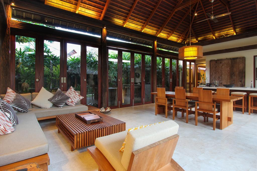 Villa Suar Seminyak Esterno foto