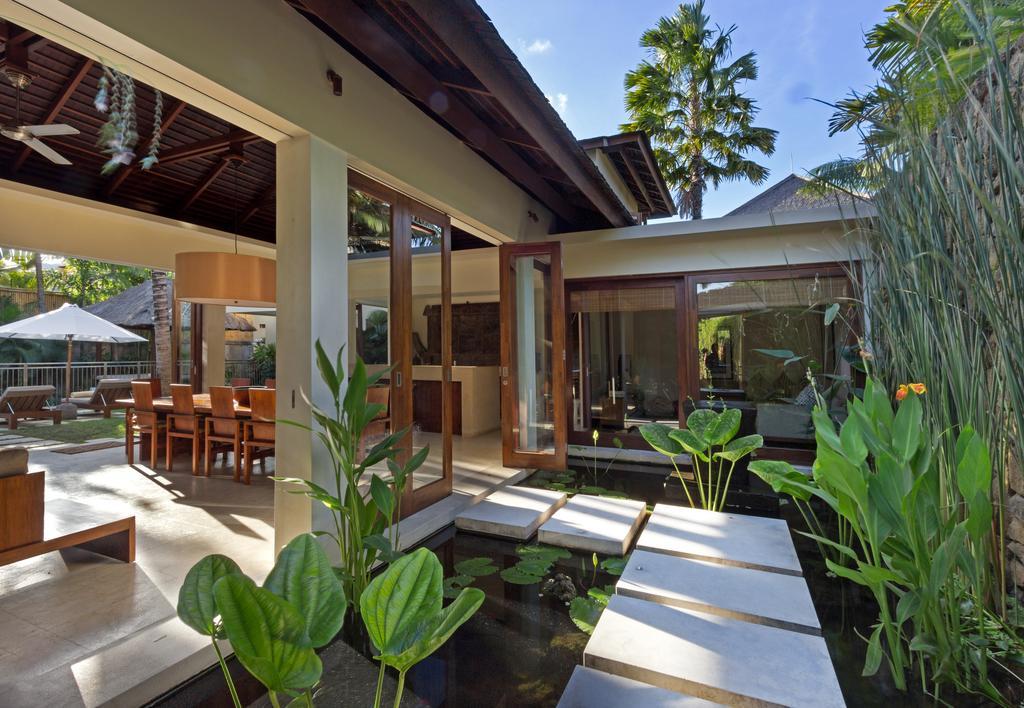 Villa Suar Seminyak Esterno foto