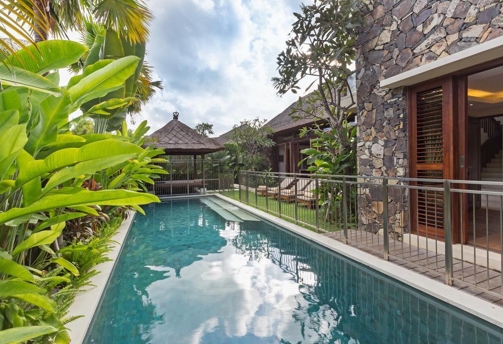 Villa Suar Seminyak Esterno foto