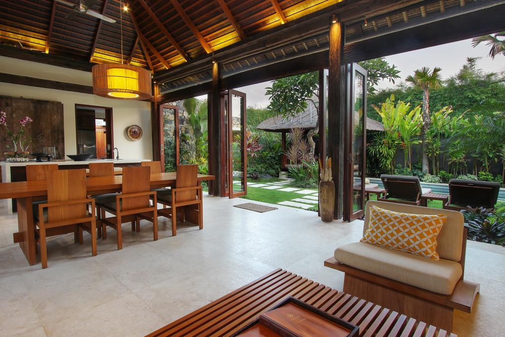 Villa Suar Seminyak Esterno foto